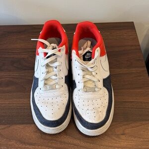 Nike AF1 LV8